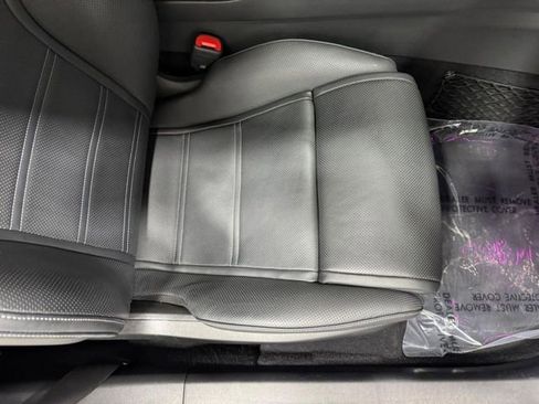 Used 2023 Mercedes-Benz SL 63 AMG 4MATIC image 21