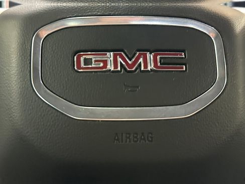 Used 2024 GMC Sierra 1500 SLT AWD/4WD image 25