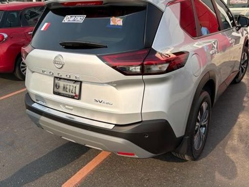 Used 2023 Nissan Rogue SV AWD/4WD image 9