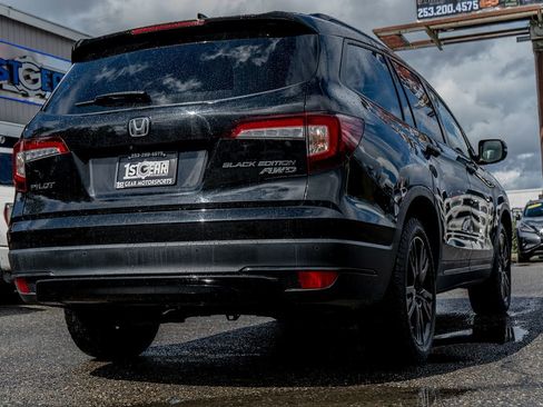 Used 2022 Honda Pilot Black Edition image 3