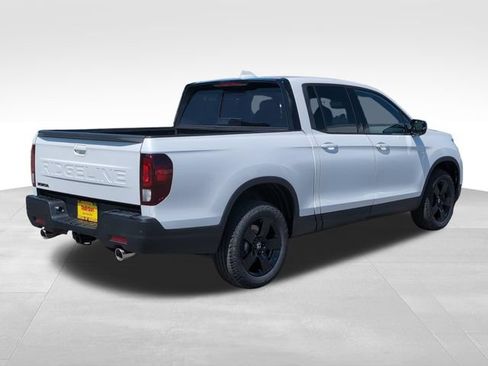 New 2026 Honda Ridgeline Black Edition image 8