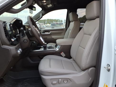 New 2026 GMC Sierra 1500 SLT w/ SLT Premium Plus Package image 19