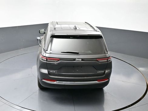 New 2025 Jeep Grand Cherokee Limited w/ Luxury Tech Group II image 45