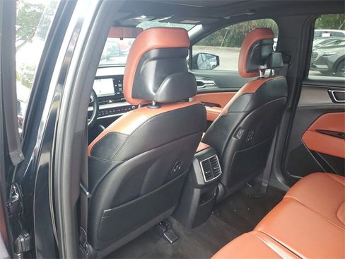 Used 2023 Kia Sportage SX image 14