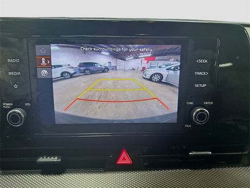 Used 2023 Kia Sportage LX image 21