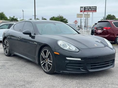 Used 2015 Porsche Panamera image 5