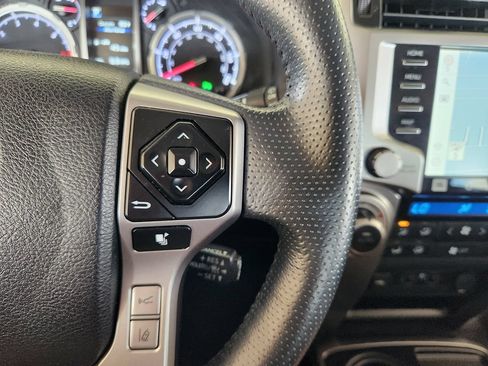 Used 2022 Toyota 4Runner Limited RWD image 38