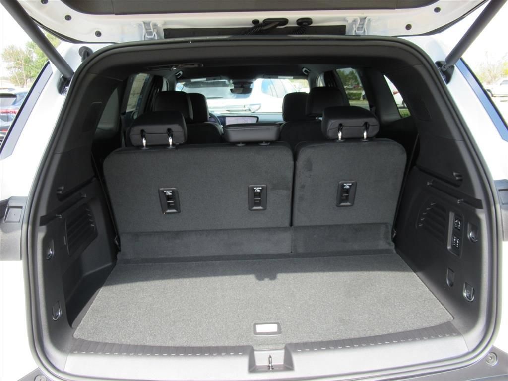 New 2026 Buick Enclave Preferred w/ Power Package FWD image 26