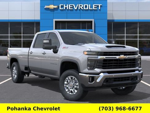 Used 2026 Chevrolet Silverado 2500 LT w/ All Star Edition AWD/4WD image 7