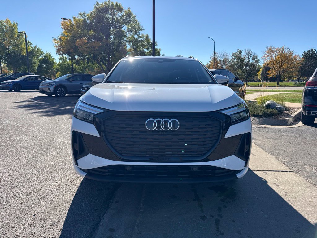 Used 2024 Audi Q4 e-tron Premium Plus w/ Premium Plus AWD/4WD image 8
