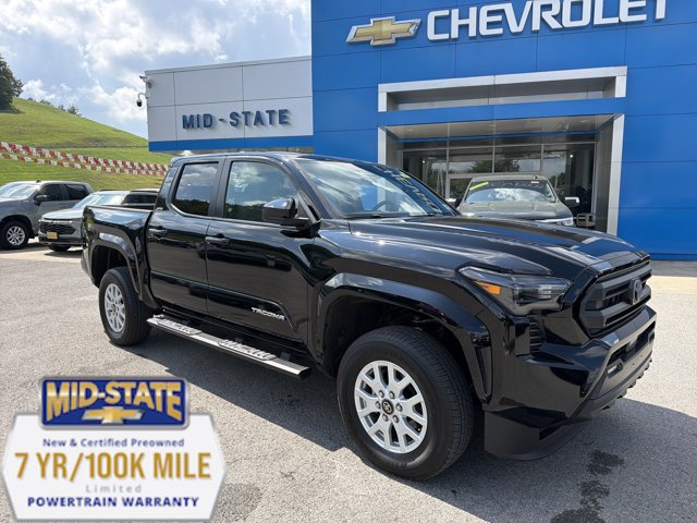 Used 2024 Toyota Tacoma SR5 AWD/4WD image 1