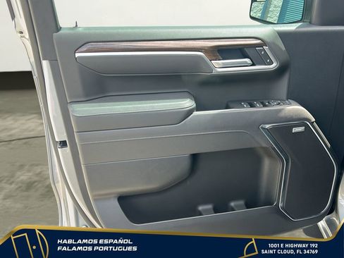 Certified 2025 Chevrolet Silverado 1500 RST w/ Convenience Package II RWD image 10