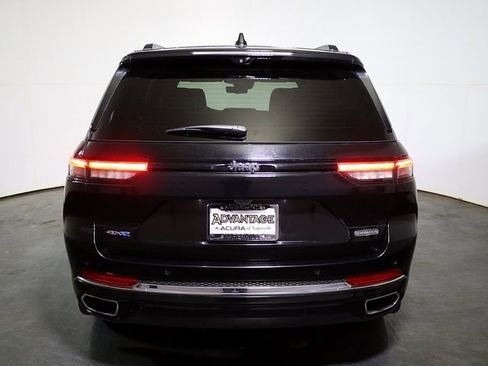 Used 2022 Jeep Grand Cherokee Overland w/ Luxury Tech Group IV image 10