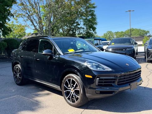 Used 2023 Porsche Cayenne Platinum Edition AWD/4WD image 8