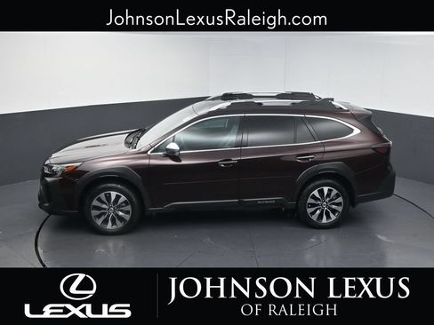 Used 2025 Subaru Outback Touring XT AWD/4WD image 29