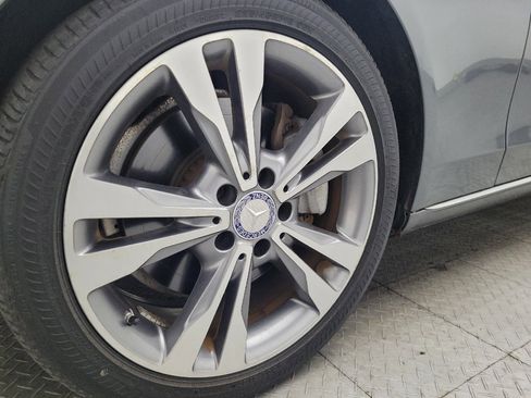 Used 2017 Mercedes-Benz C 300 Sedan image 31