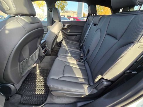 New 2025 Audi Q7 3.0T Premium Plus image 19