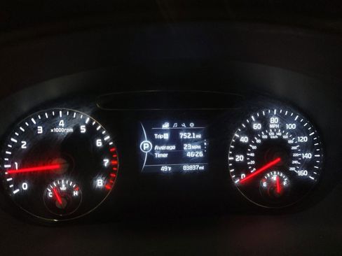 Used 2016 Kia Sorento LX image 23