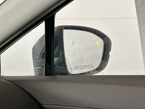 New 2026 Nissan Murano Platinum image 25