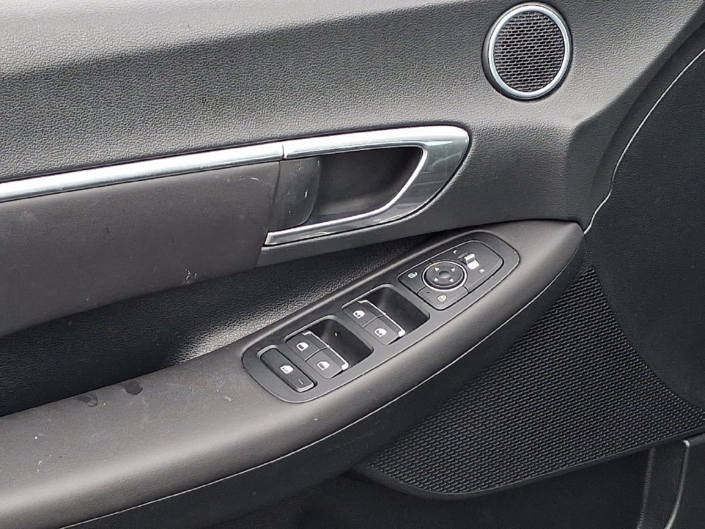 Used 2023 Hyundai Sonata SEL w/ Convenience Package FWD image 13