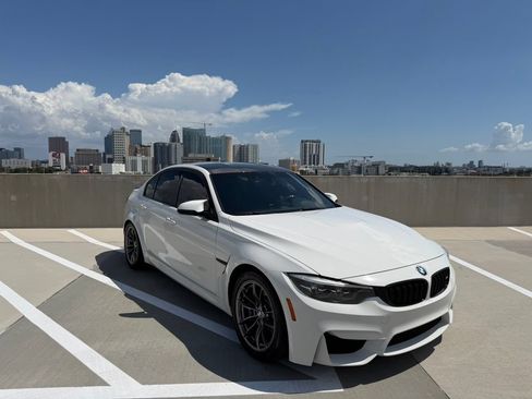 Used 2018 BMW M3 RWD image 21