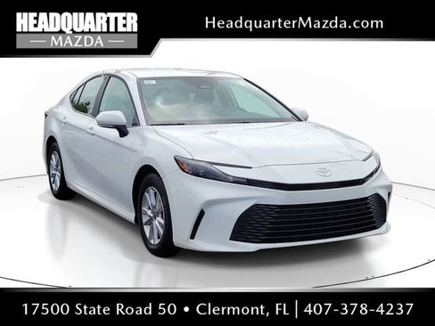 Used 2026 Toyota Camry LE w/ Convenience Package FWD image 1