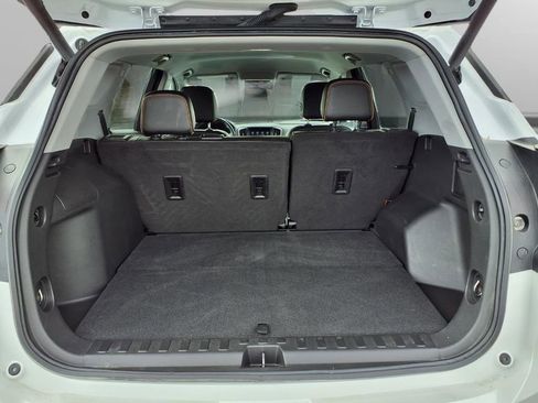 Used 2022 GMC Terrain AT4 image 25