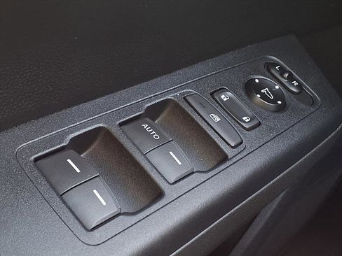 Certified 2023 Honda CR-V LX image 25