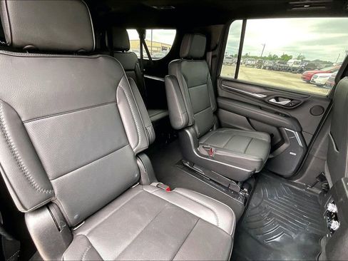 Used 2021 GMC Yukon XL Denali w/ LPO, Illumination Package AWD/4WD image 22