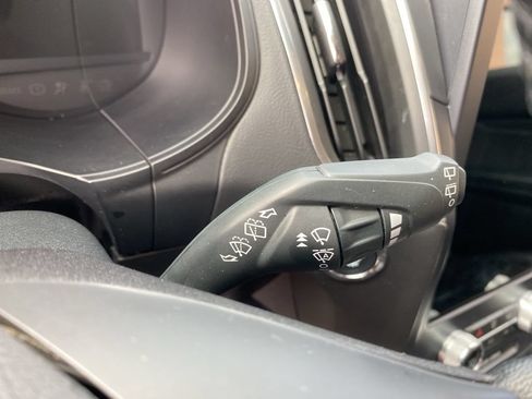 Used 2023 Ford Edge Titanium AWD/4WD image 33