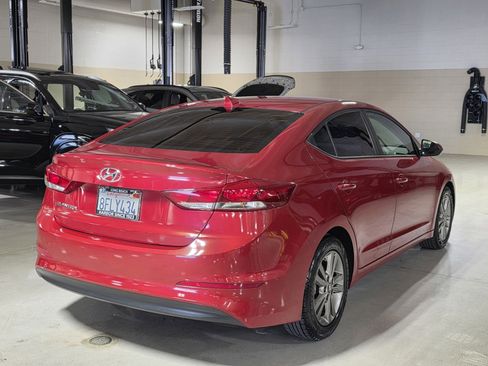 Used 2018 Hyundai Elantra SEL image 7