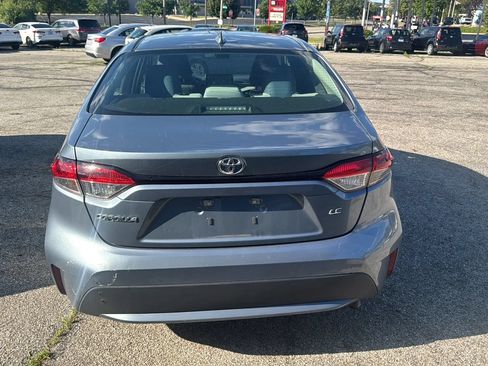 Used 2021 Toyota Corolla LE FWD image 3