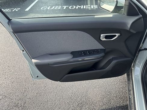 New 2025 Kia K4 EX image 21