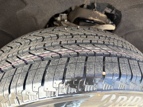 Used 2022 Chevrolet Silverado 1500 LT image 12