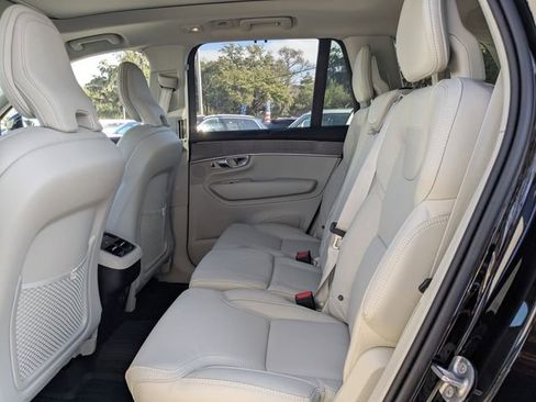 New 2026 Volvo XC90 B6 Ultra w/ Protection Package Premier AWD/4WD image 15