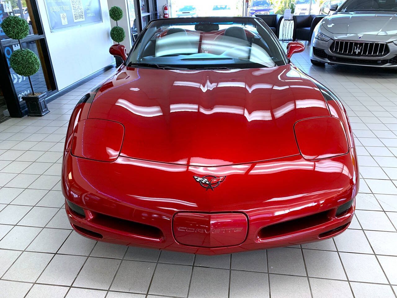 Used 2004 Chevrolet Corvette Convertible w/ Preferred Equipment Group RWD image 7