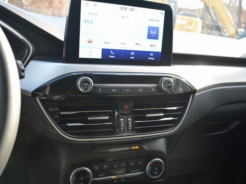 Used 2022 Ford Escape SE w/ Convenience Package image 15