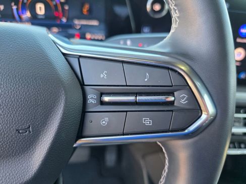 Certified 2024 Chevrolet Traverse LT image 23