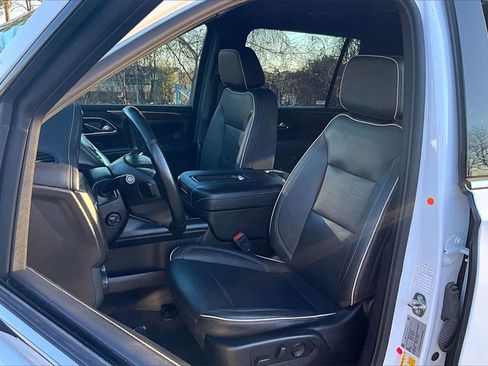 Certified 2023 Chevrolet Suburban Premier image 19