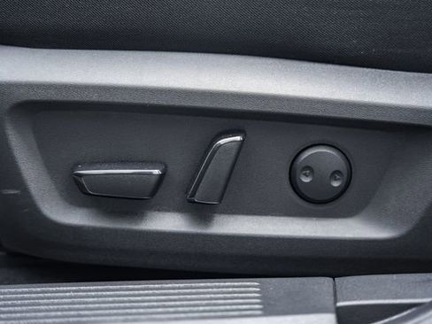 Used 2026 Nissan Rogue SV image 40