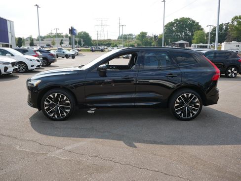 Certified 2026 Volvo XC60 B5 Ultra w/ Protection Package Premier AWD/4WD image 4