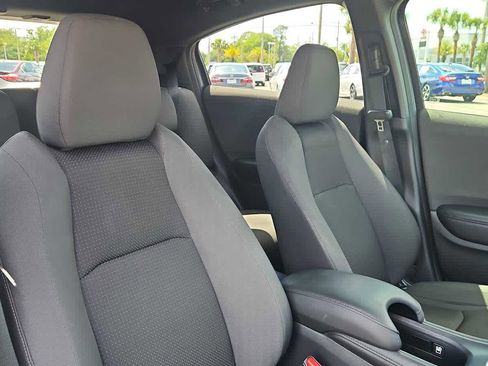 Used 2022 Honda HR-V Sport image 25
