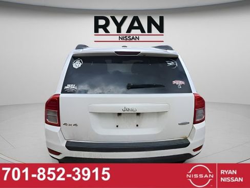 Used 2013 Jeep Compass Latitude AWD/4WD image 6