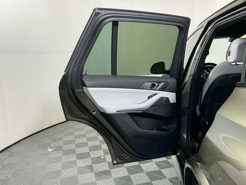 Certified 2024 BMW X5 sDrive40i w/ M Sport Package RWD image 13