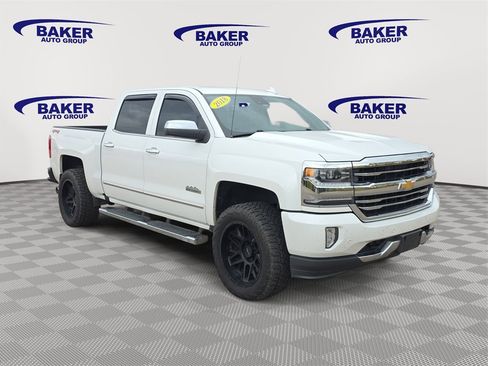 Certified 2018 Chevrolet Silverado 1500 High Country image 3