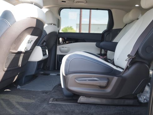 New 2026 Kia Carnival SX Prestige FWD image 15