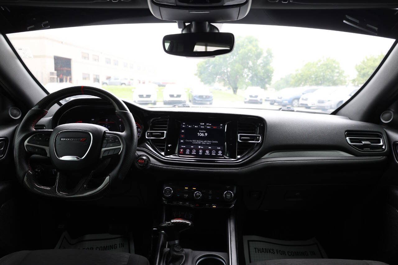 Used 2022 Dodge Durango SXT w/ Blacktop Package AWD/4WD image 14