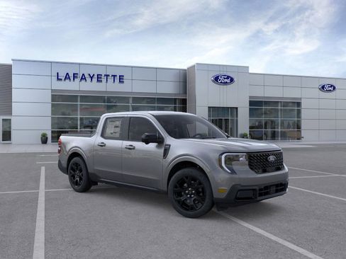 New 2025 Ford Maverick Lariat w/ Black Appearance Package image 40