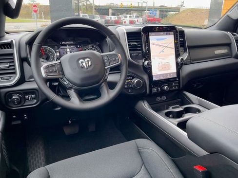 New 2026 RAM 1500 4x4 Crew Cab image 10