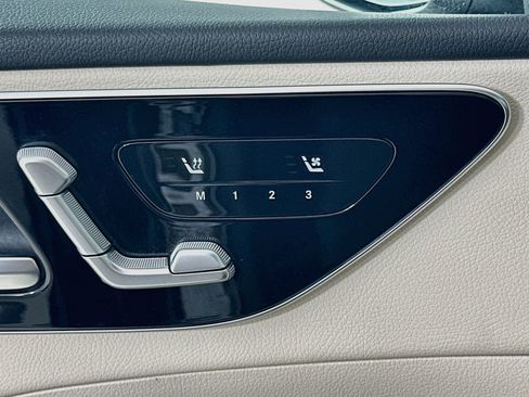 Used 2025 Mercedes-Benz C 300 Sedan image 20
